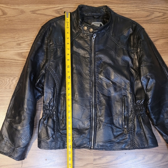 Black Patchwork Leather Motorcycle Jacket - Picture 7 of 14
